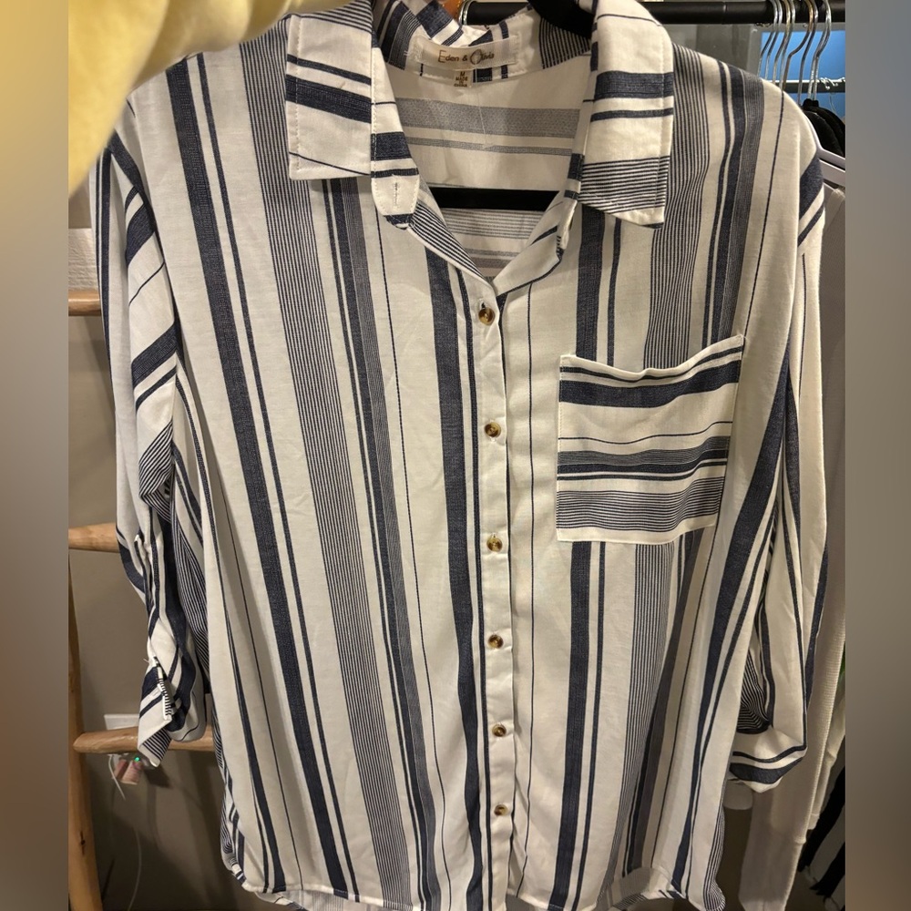 Medium clothes lot (Bulk) - 3 Shirts